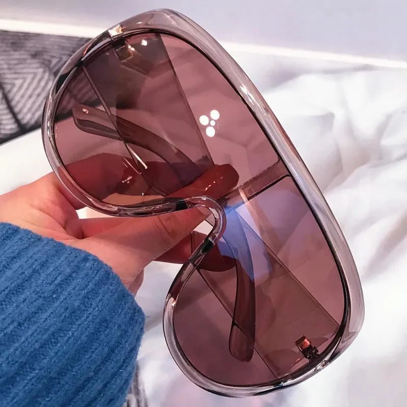 One Piece Oversize Shield Sung - огляд і ціна Sunglasses Oversized Square