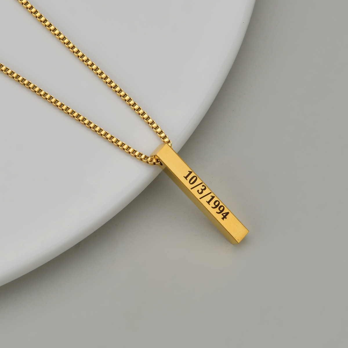 Four Sides Engraving Name Date - огляд і ціна Women Accessories Gift Box
