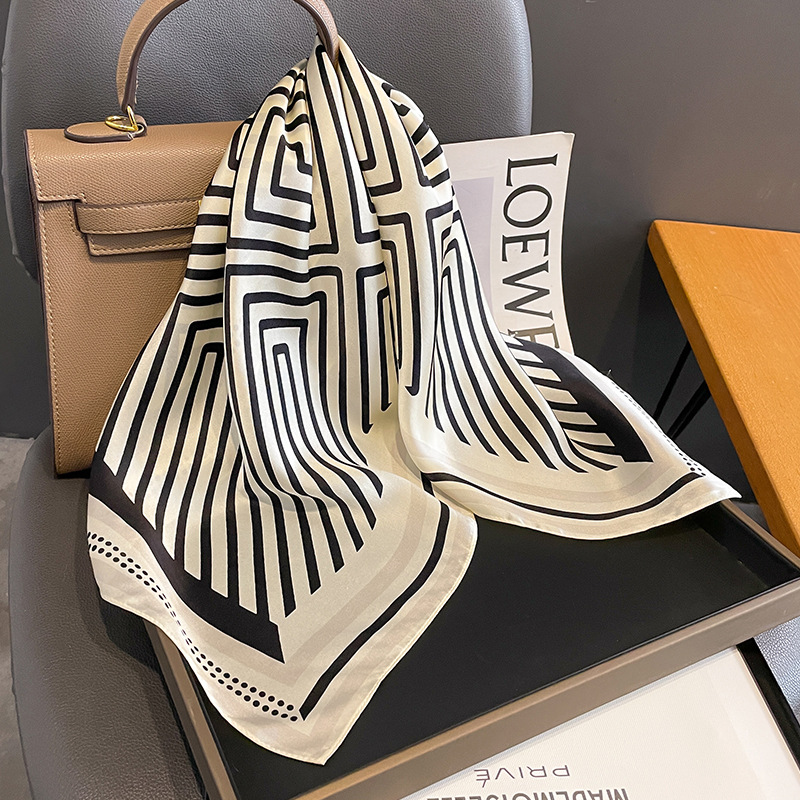 Luxury Brand Neckerchief Sprin - огляд і ціна Women Accessories Brands