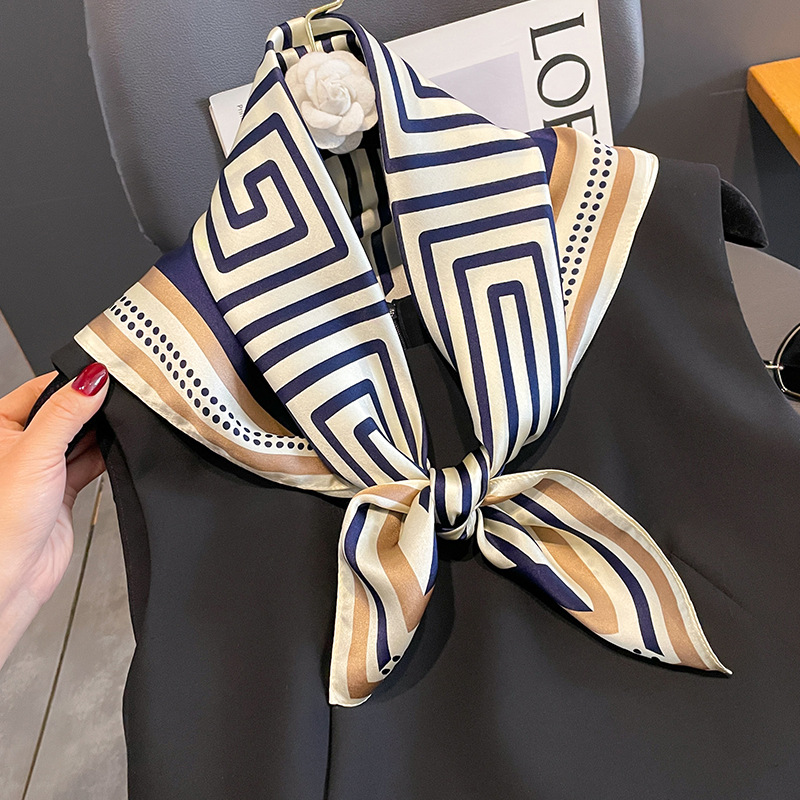 Luxury Brand Neckerchief Sprin - огляд і ціна Women Accessories Brands