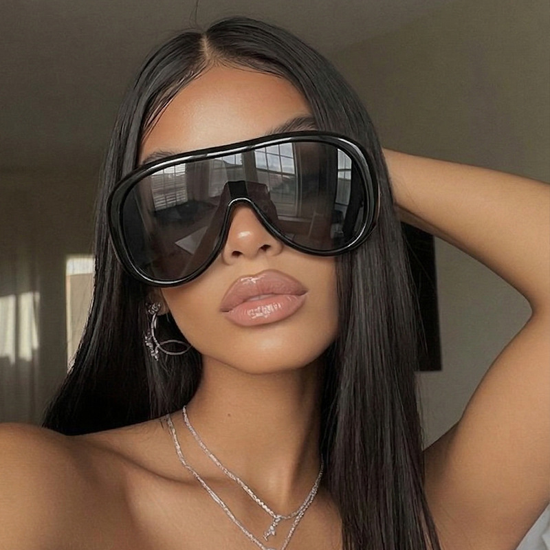 Oversized One Piece Large Fram - огляд і ціна Sunglasses Oversized Square